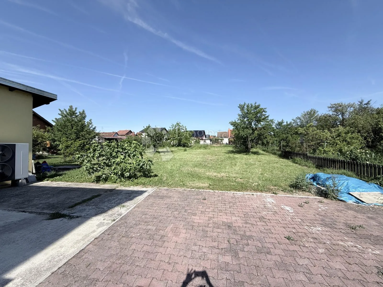 prostrana obiteljska kuća u petrinji - 230m² - slika 23
