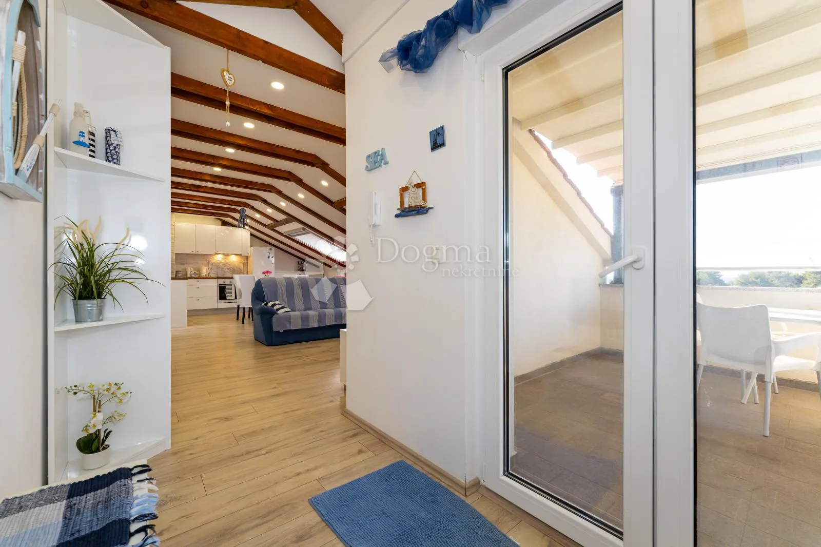 zaton-nin,luksuzna apartmanska kuća uz plažu,3 apartmana,pogled na more - slika 73