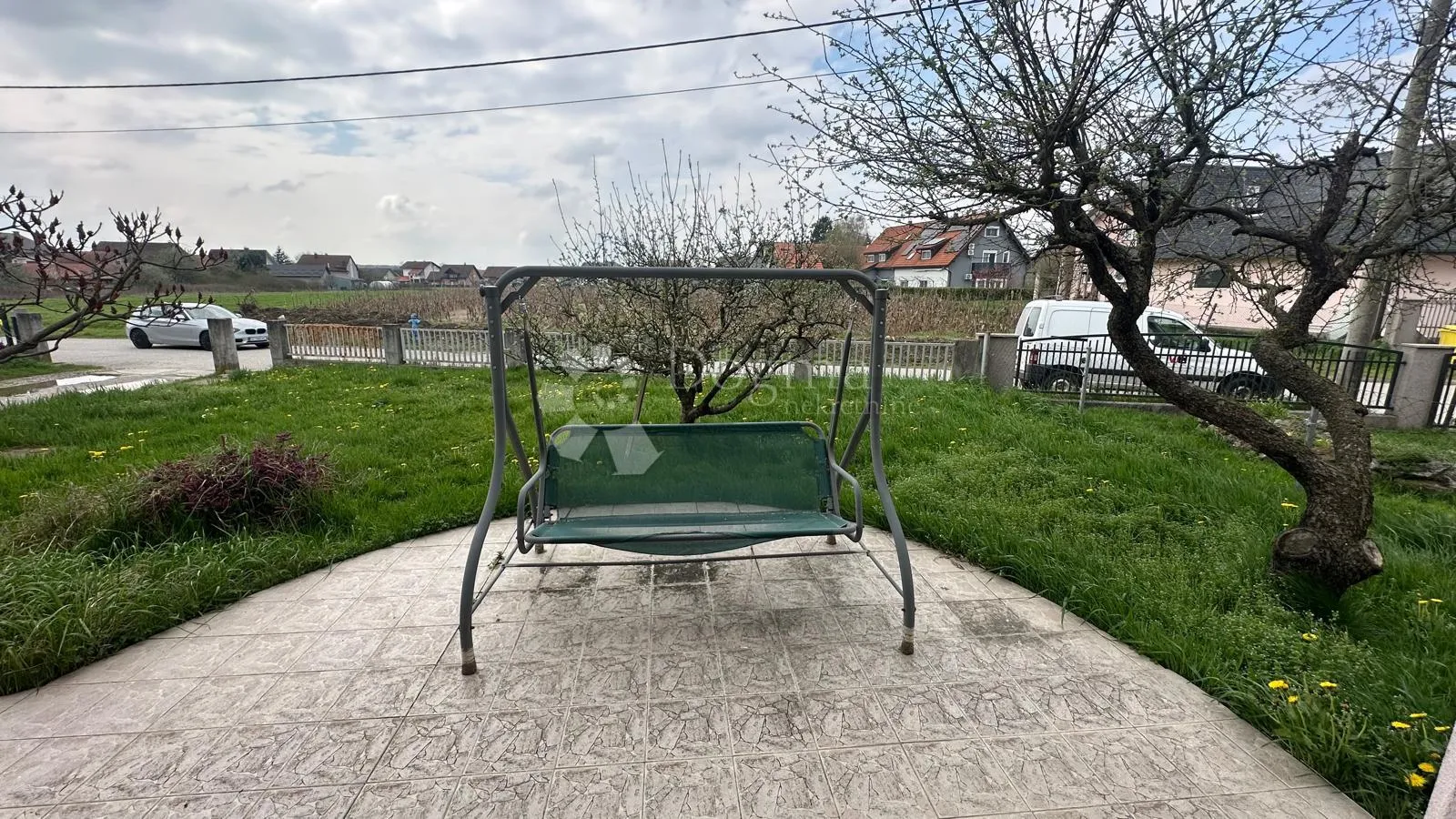 prodaja kuće, sesvete, 252m2 - slika 36