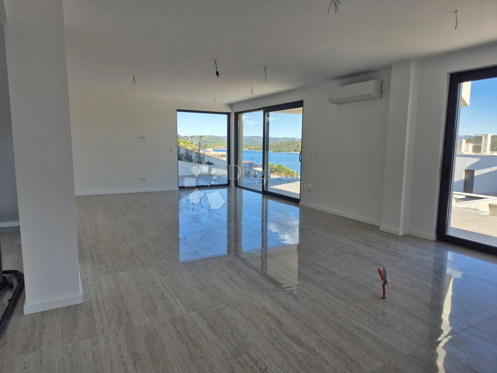 murter/betina- moderna villa s prekrasnim pogledom - slika 10