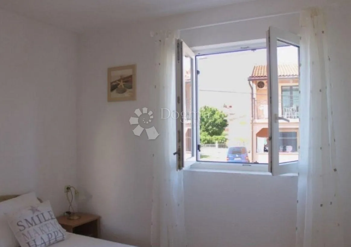 dvoetažni stan 100 m² – mogućnost 2 stana ili jednog velikog, 800 m od mora – rovinj - slika 11
