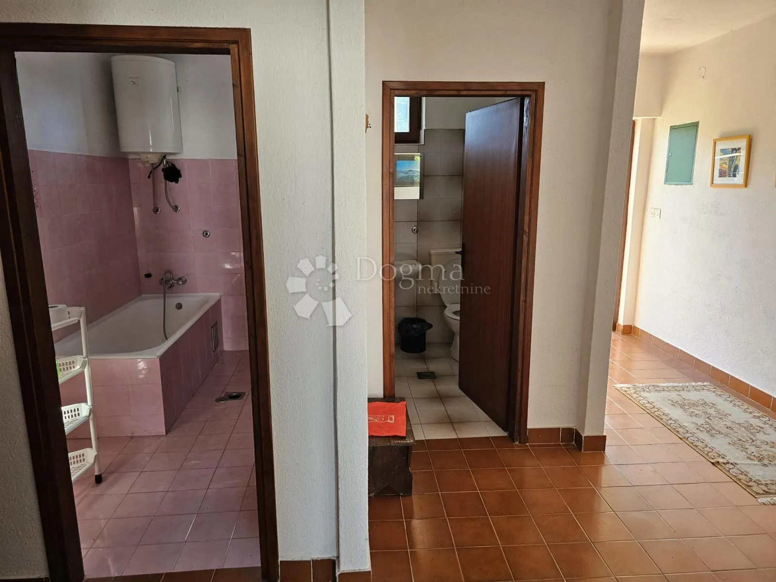 poreč - kuća sa dva stana i studio apartmanom - slika 17