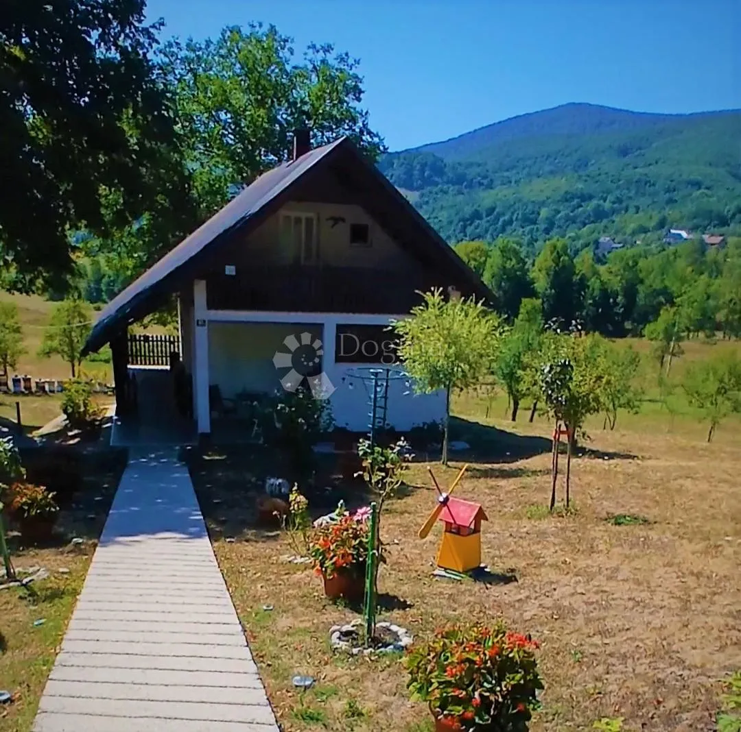 top nekretnina u lici - slika 1
