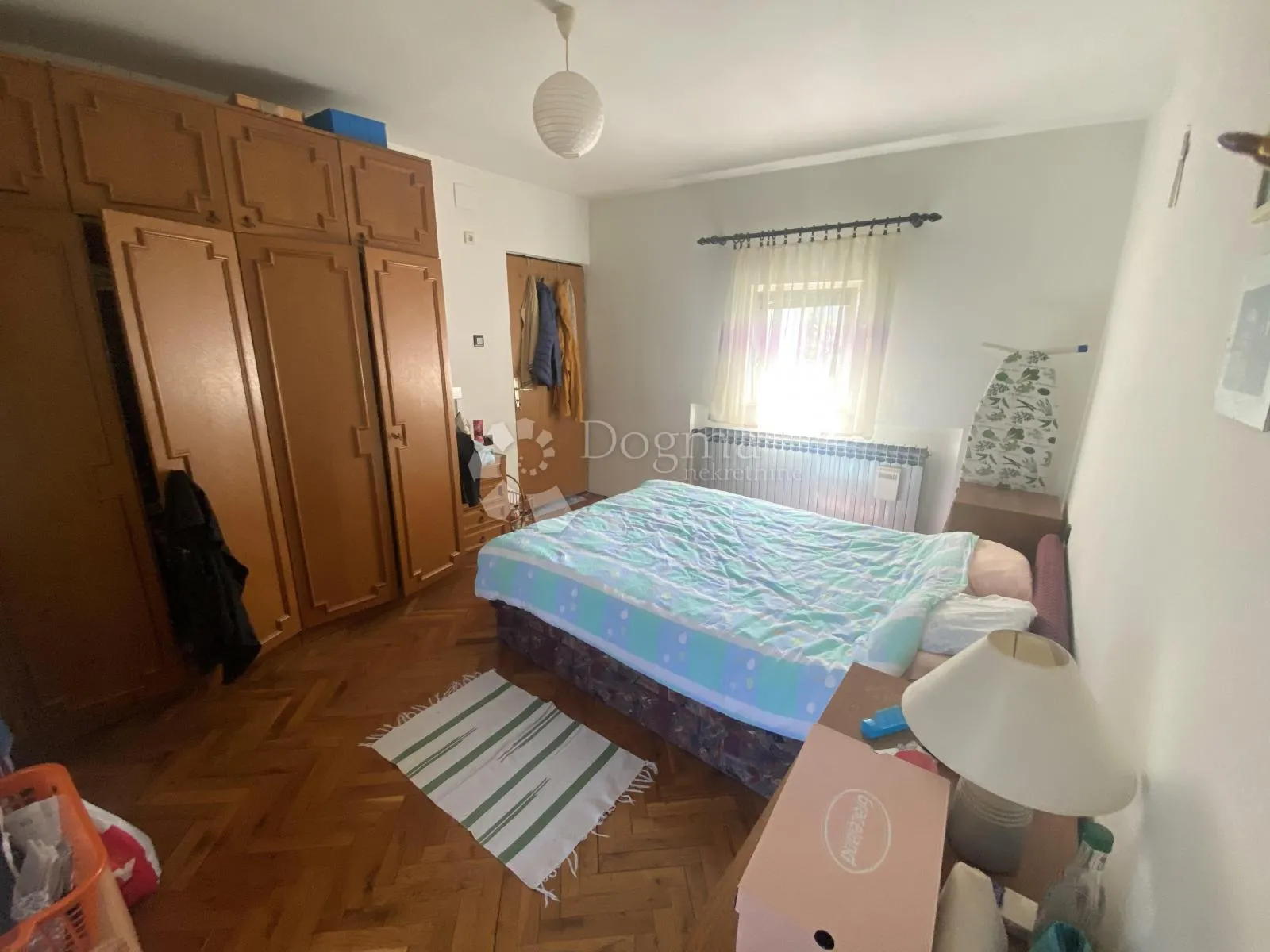kuća s četiri stana i prostranom okućnicom! - slika 10