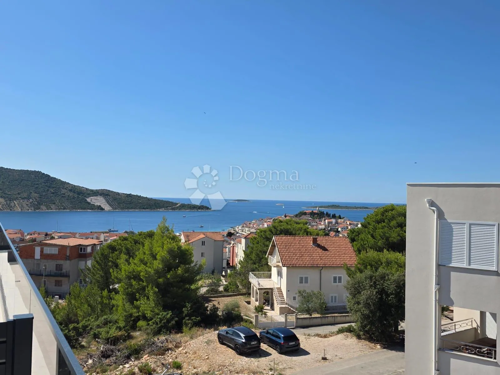 primošten- ekskluzivni penthouse s predivnim pogledom - slika 7