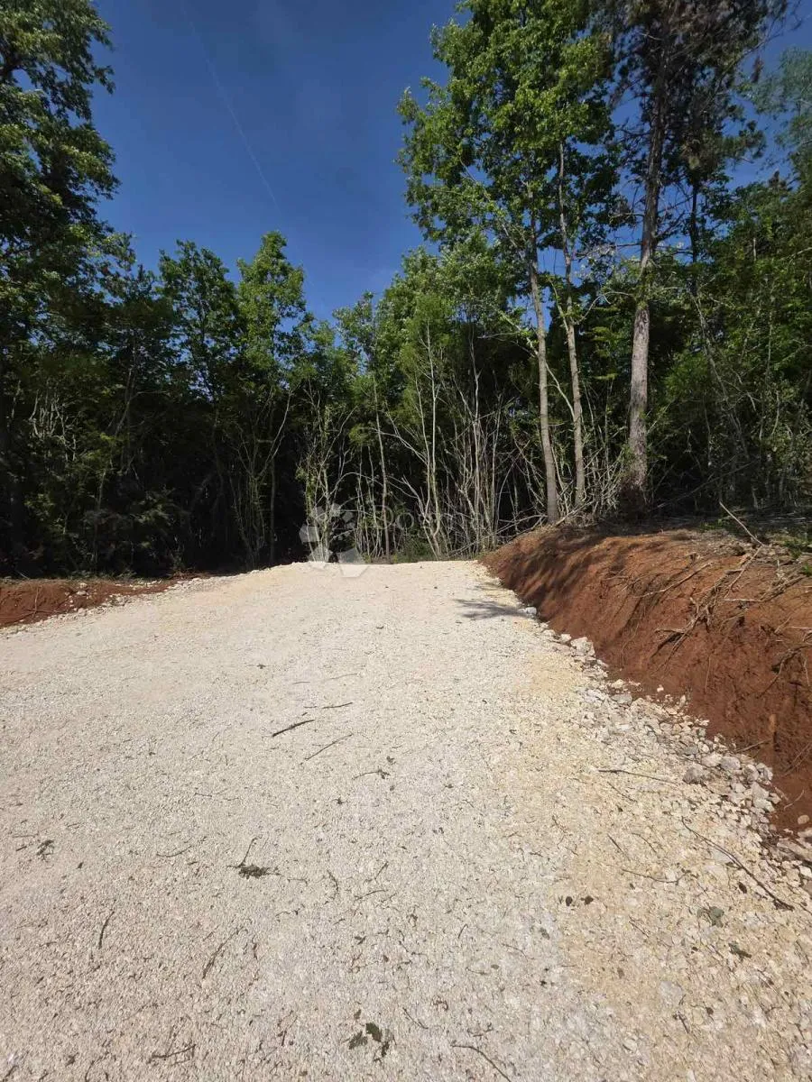 građevinsko zemljište 4.816 m2 u okolici labina - slika 7