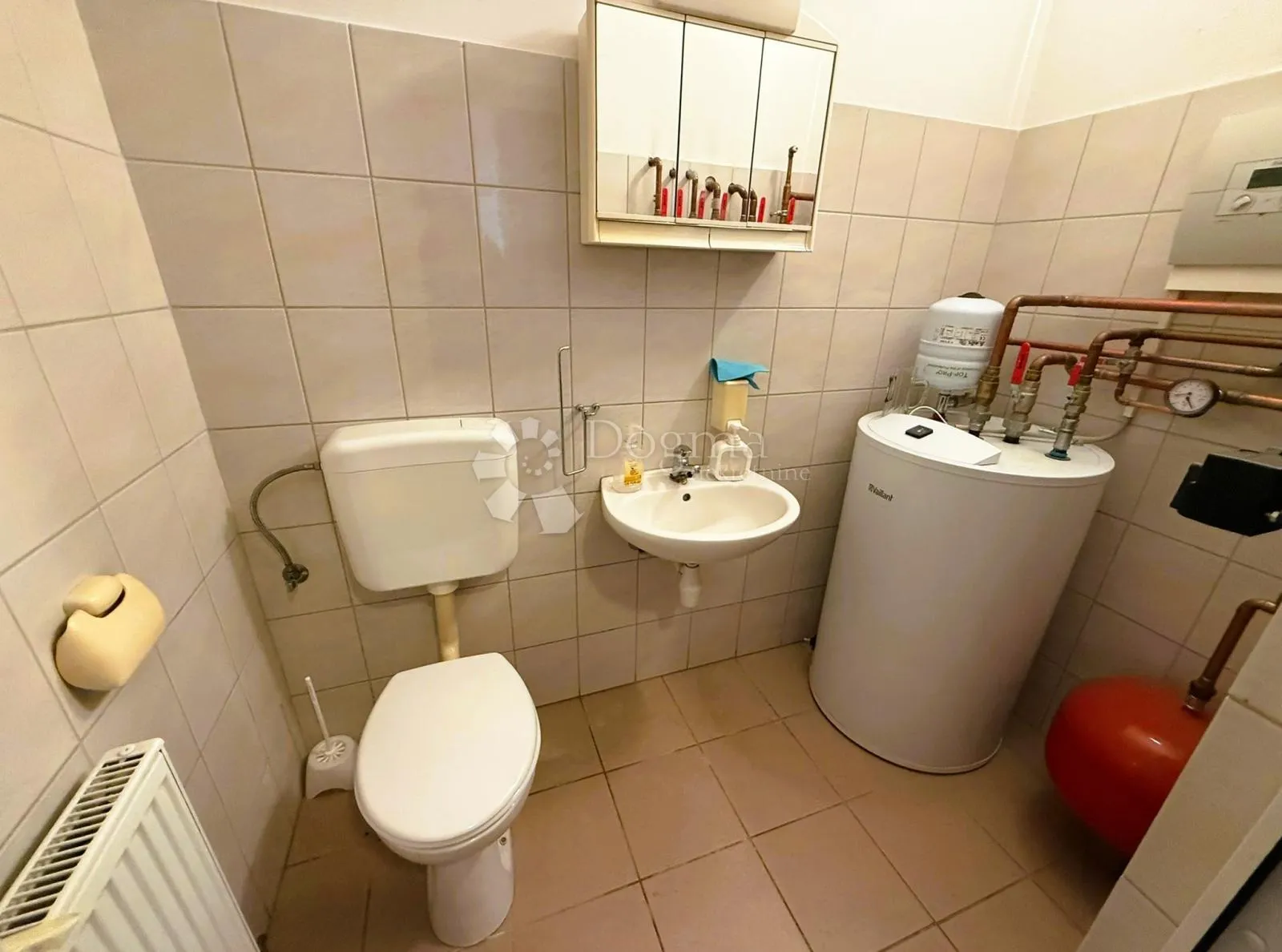 poslovni prostor + stan = savršena prilika za rad i život na jednoj adresi - slika 2