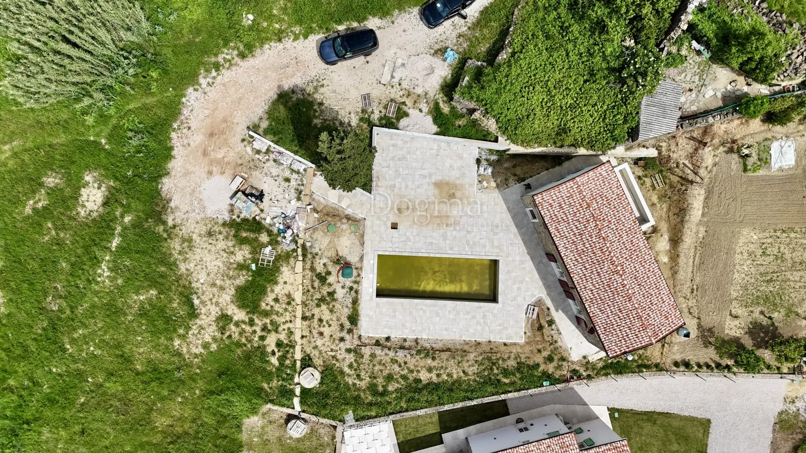 predivna kamena kuća s bazenom i pogledom na more - slika 12