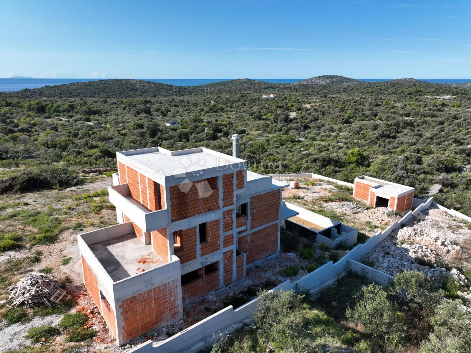 rogoznica - dvornica - jedinstvena vila s otvorenim pogledom na more - slika 14