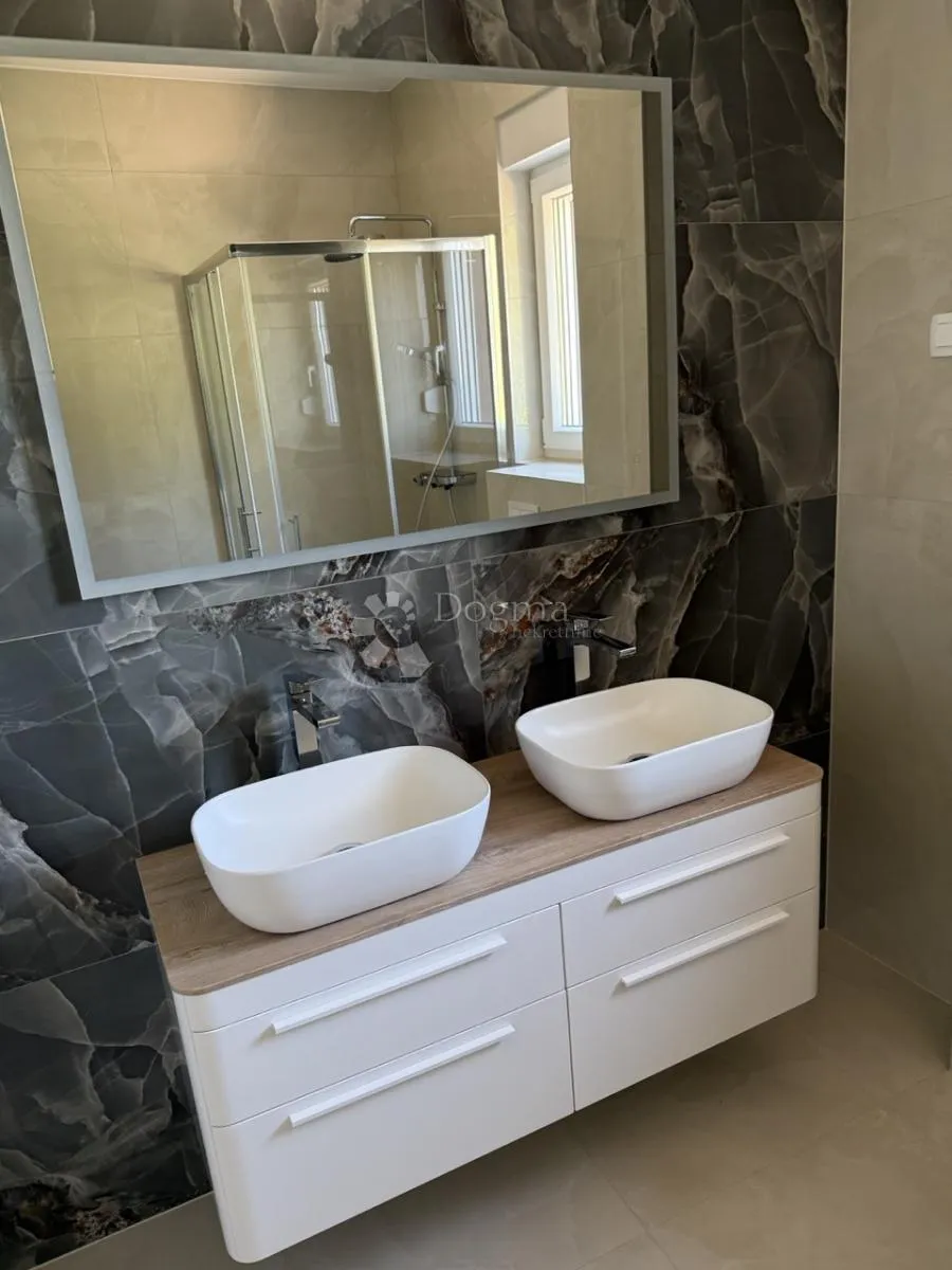 penthouse novogradnja seline pogled na more - slika 12