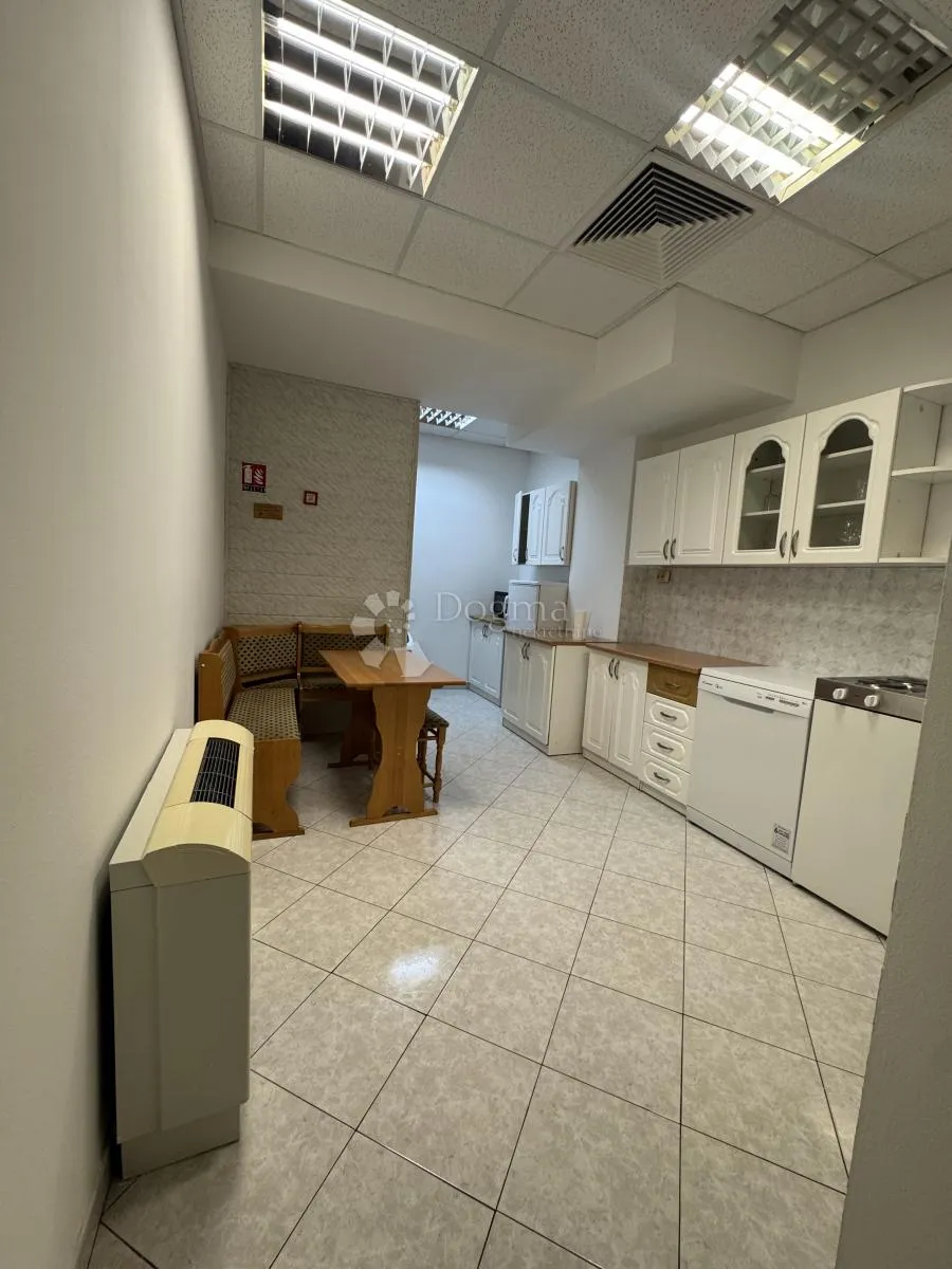 poslovni prostor za najam – rijeka, škurinje – 324 m² - slika 15