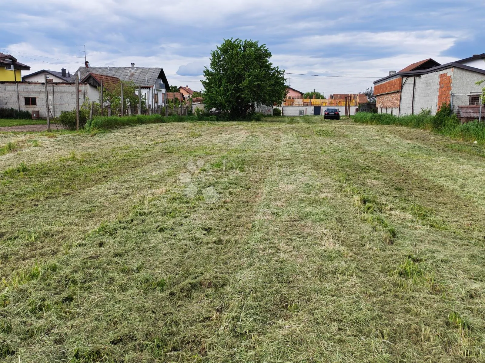 odlična prilika! građevinsko zemljište 2.387 m² s kućom u trnovcu bartolovečkom - slika 7
