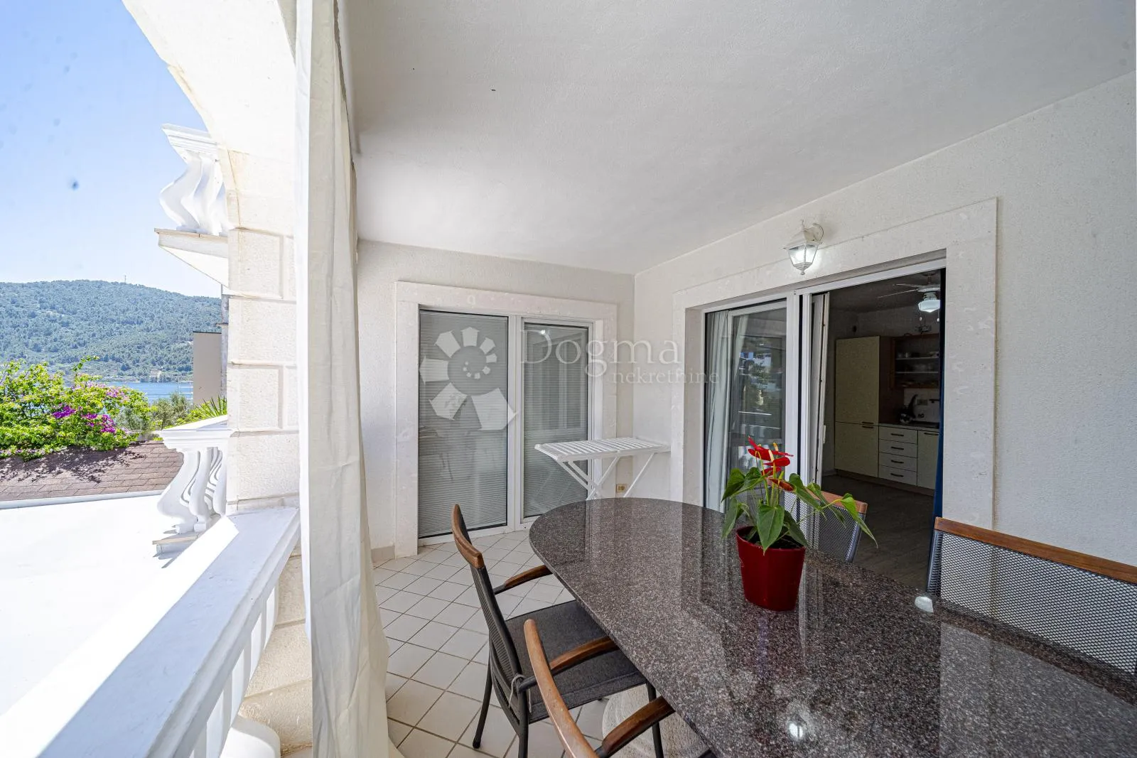prvi red do mora: samoodrživa apartmanska vila s uhodanim poslovanjem – vela luka, korčula - slika 152