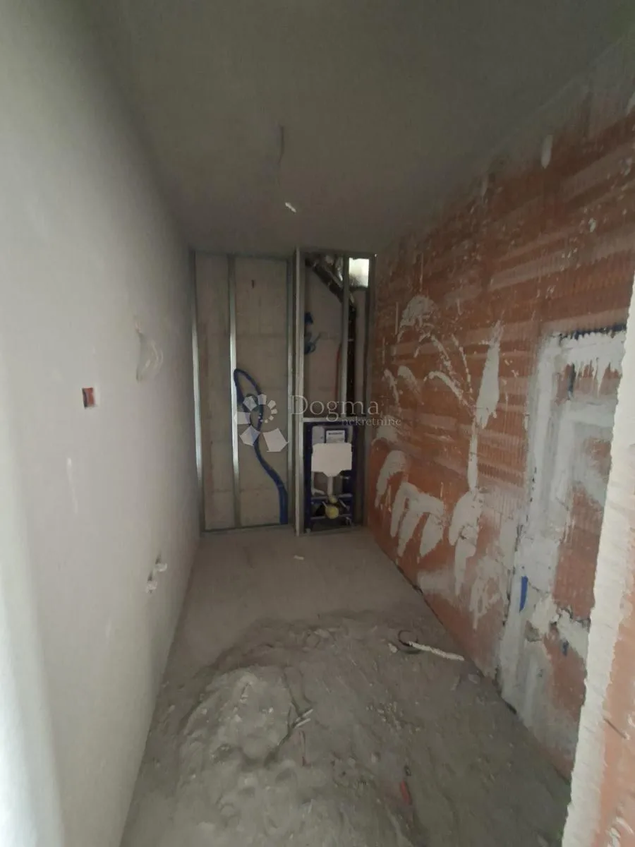 novogradnja pula centar - 41 m2, 1s+db, 1. kat b03 - slika 6