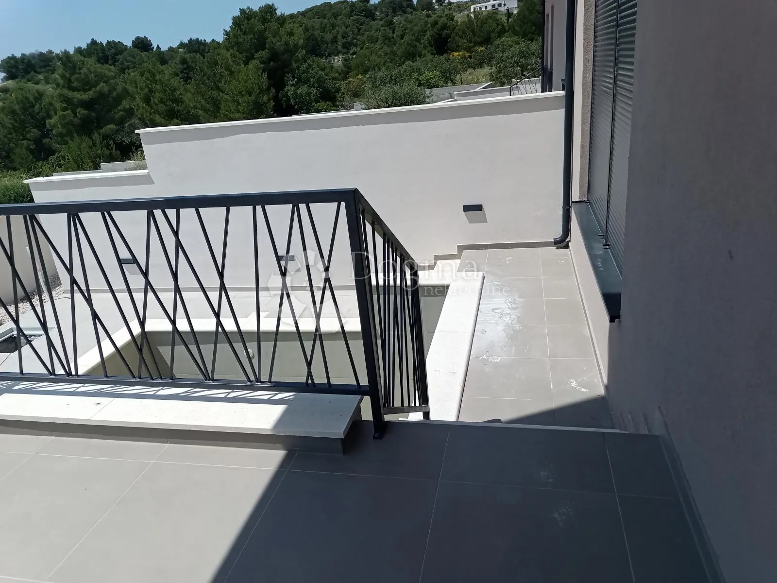 vodice duplex kuća na atraktivnoj lokaciji sa prekrasnim pogledom - slika 18