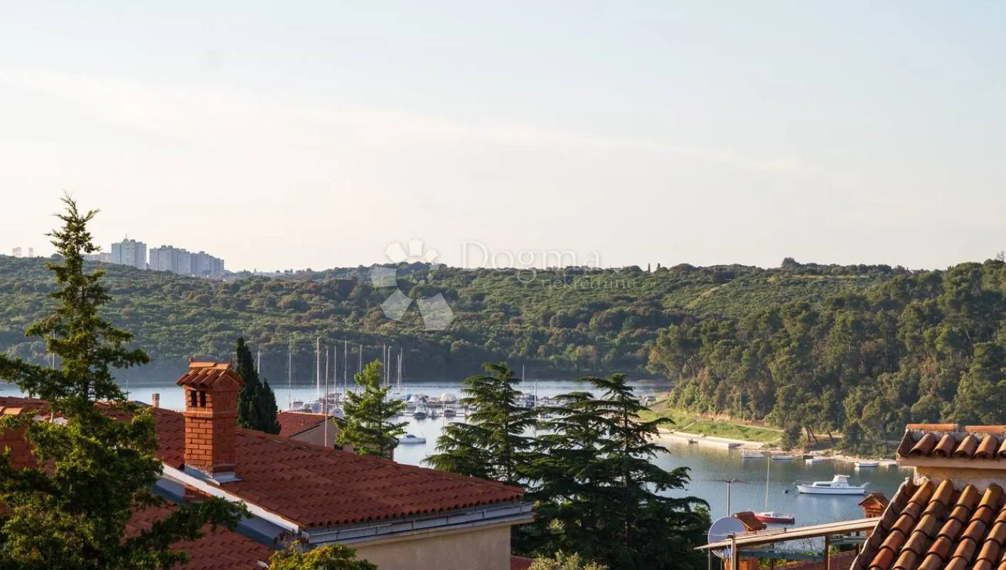 banjole – apartmanska kuća s bazenom, 4 apartmana i solarnom elektranom, 150 m od mora - slika 22