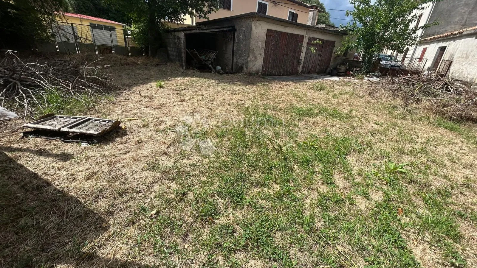 kuća za renovaciju s građevinskim zemljištem - barban - slika 13