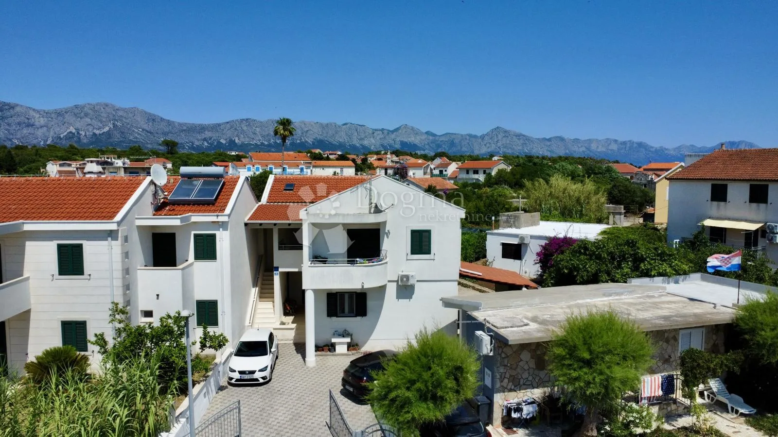 samo u dogmi! hvar, 10m od plaže, prekrasna kuća sa 4 apartmana - slika 5