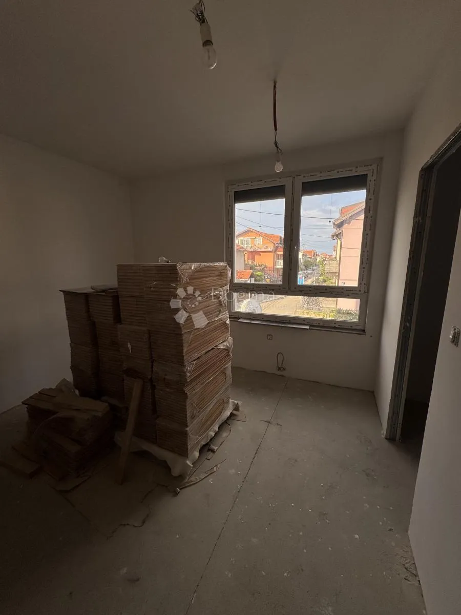 ekskluzivan dvoetažni stan u modernoj duplex zgradi - slika 12