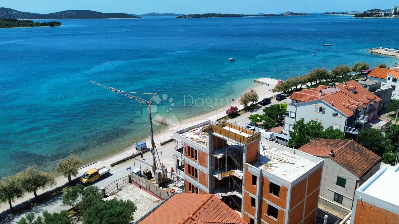 vodice/srima-trosobni stan 5m od mora i plaže - slika 2