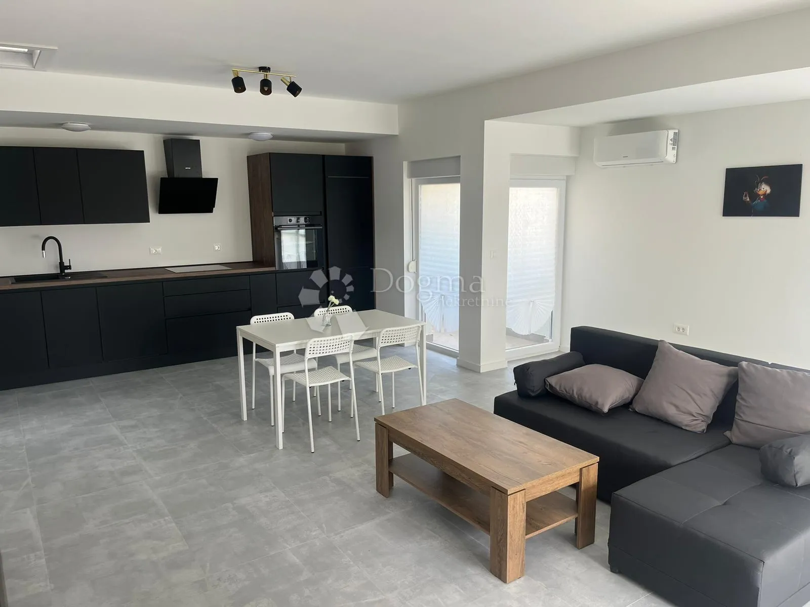 stan s-2 namješten biograd na moru novogradnja - slika 8