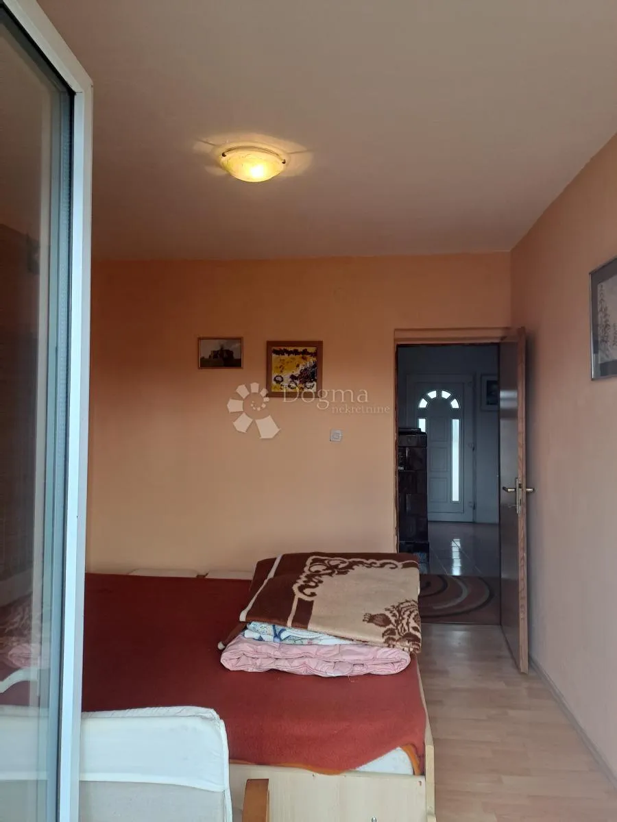 prekrasan pogled i okućnica - slika 20