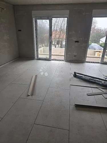 krk, kuća 140m2 sa bazenom i okućnicom - slika 4