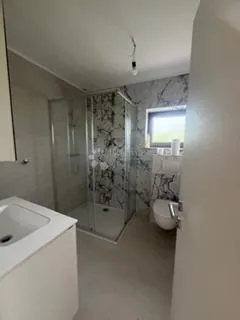 apartman u staroj jezgri dobrinja - slika 3