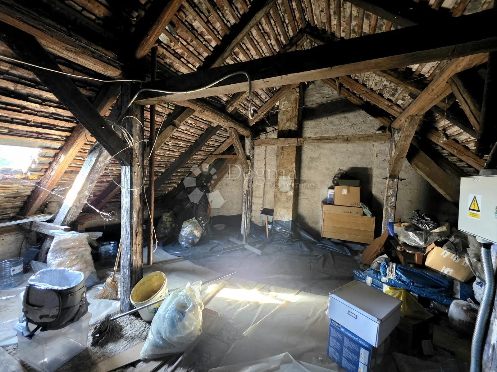 prodaja, stan, nkp 163m² s garažom i terasom, ivanić-grad, centar - slika 19