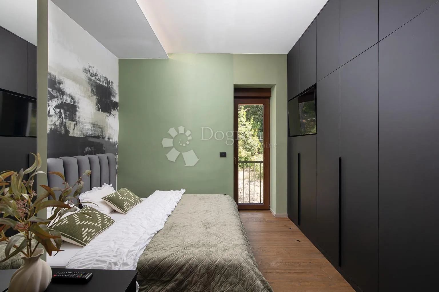 penthouse u srcu pule – vrhunski dizajn, pogled na arenu - slika 10