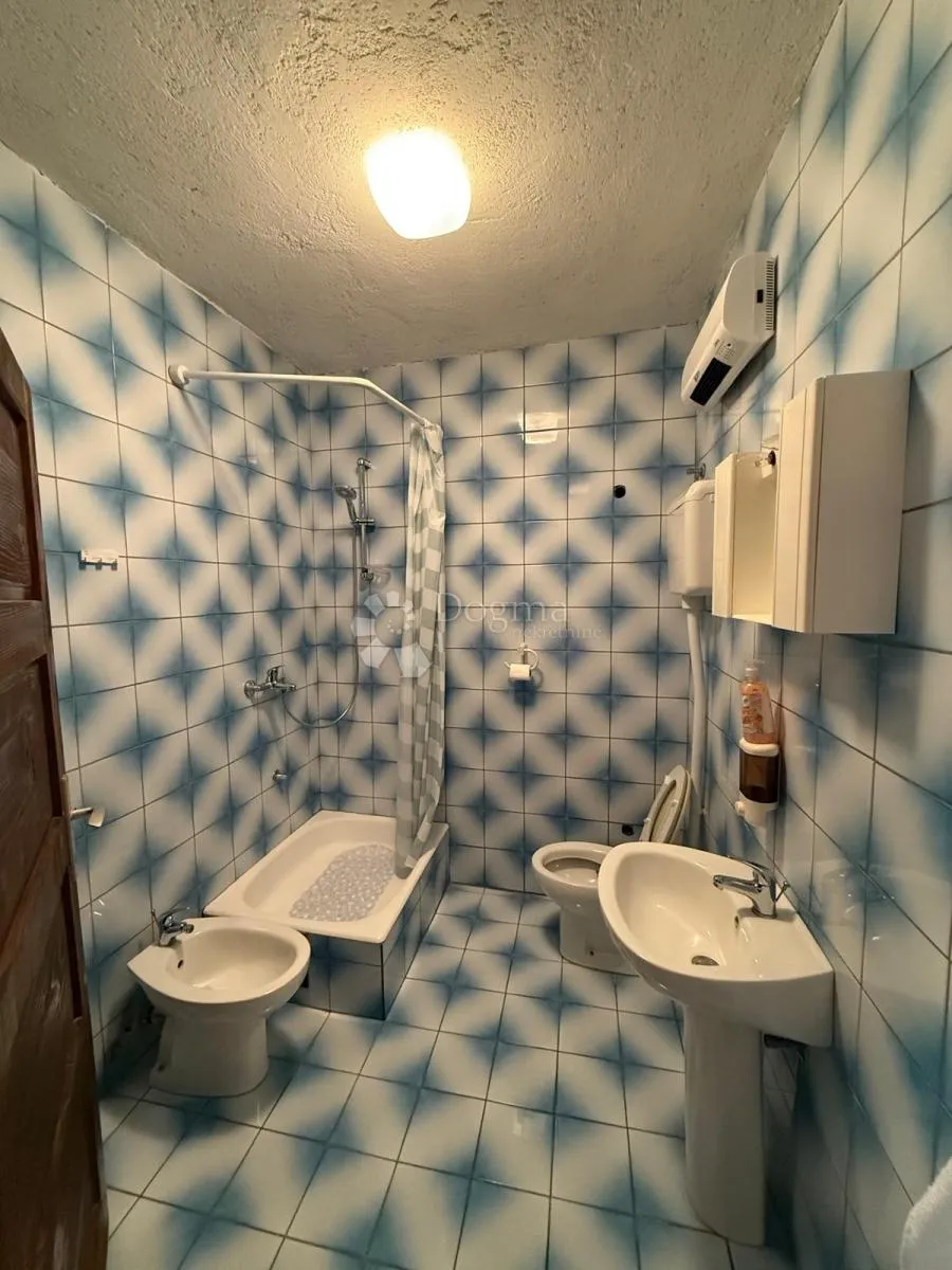 poslovno stambena nekretnina na obali mora !!! - slika 26