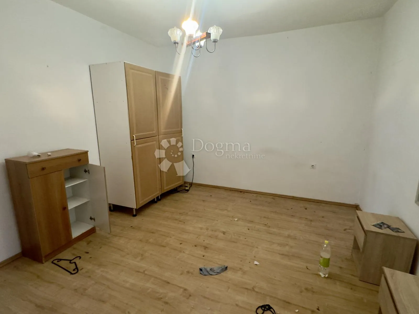 kuća s velikim zemljištem u lukavcu – investicijska prilika - slika 13