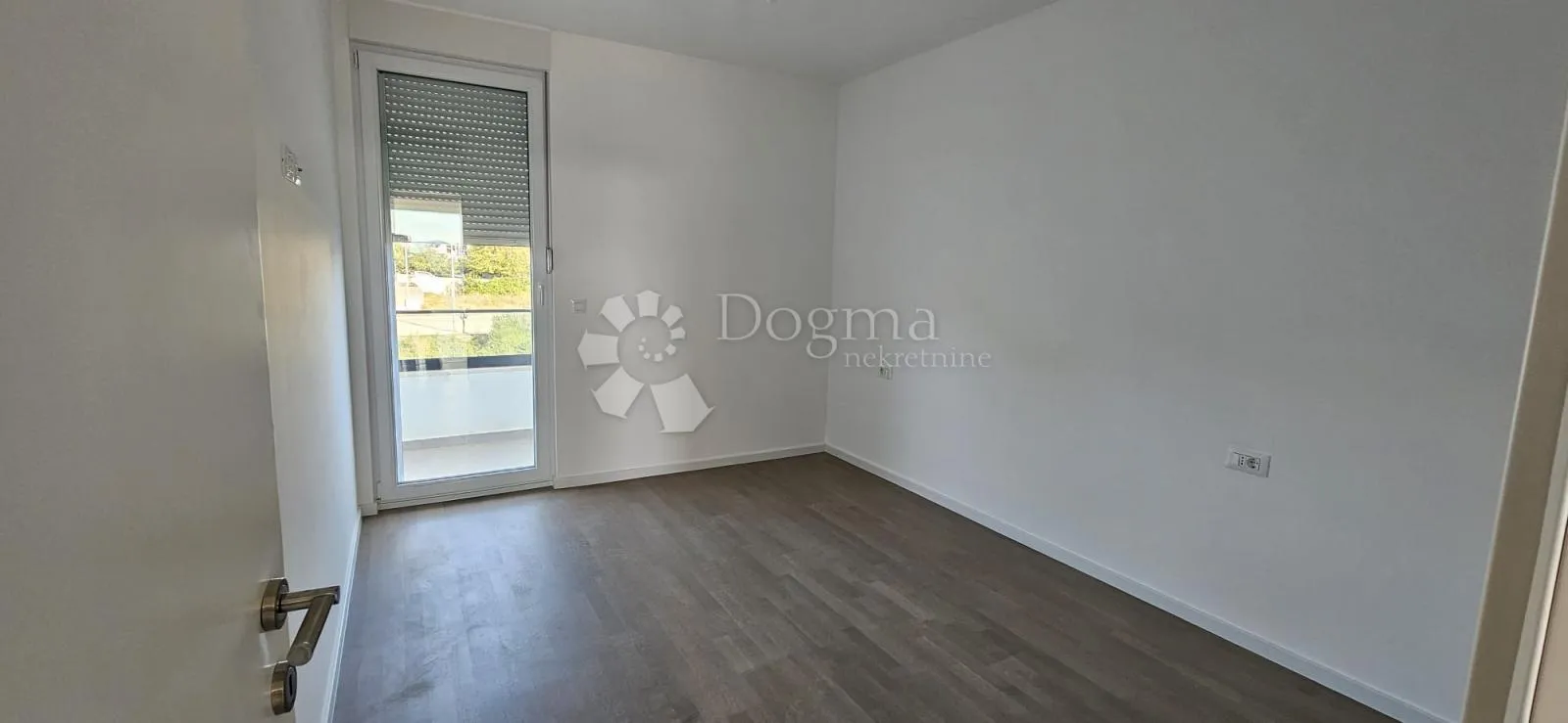 trosobni stan, penthouse, novogradnja, useljivo! - slika 11