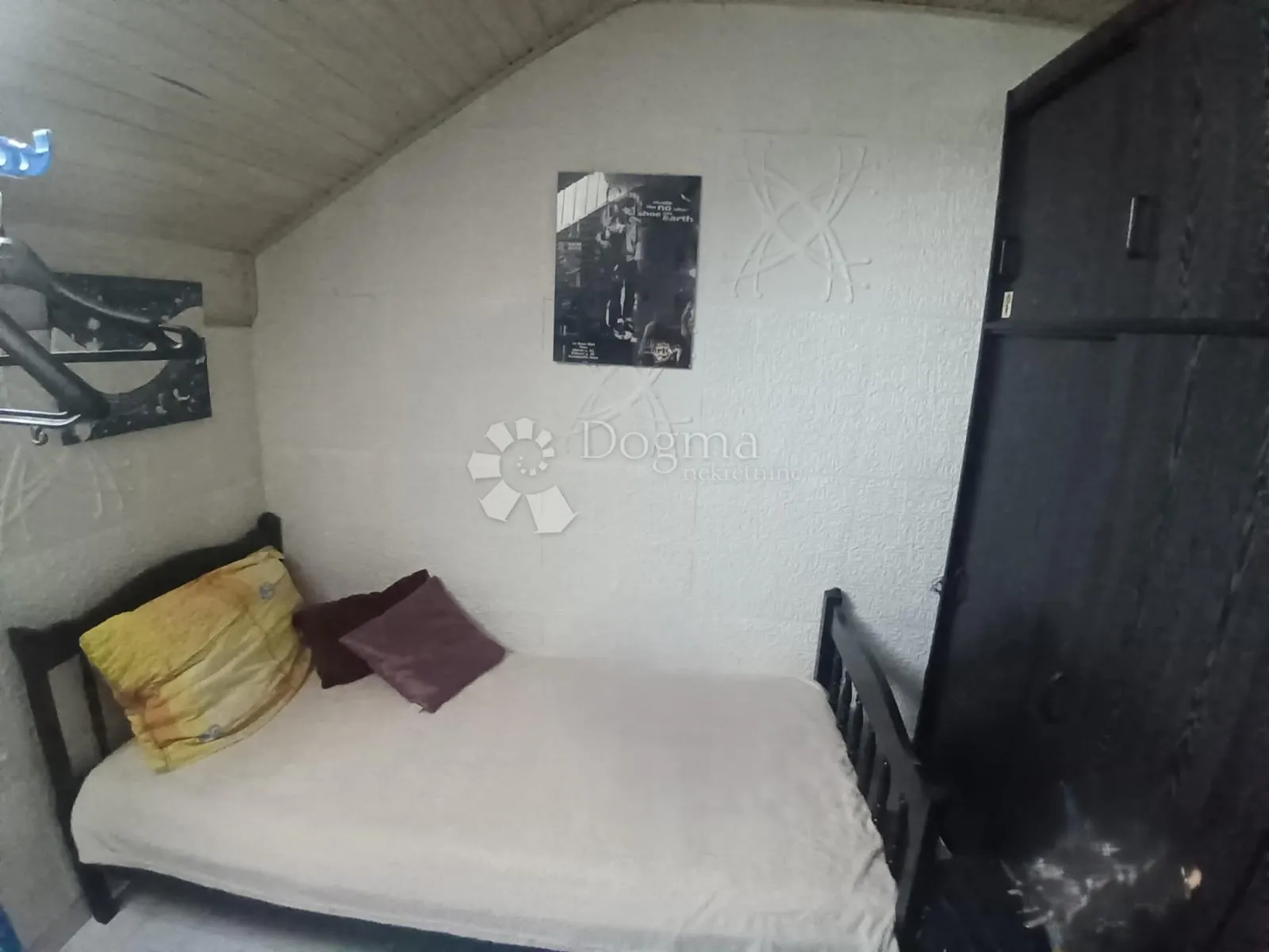 kuća u orahovici – 2 stana, garaža, podno grijanje - slika 8