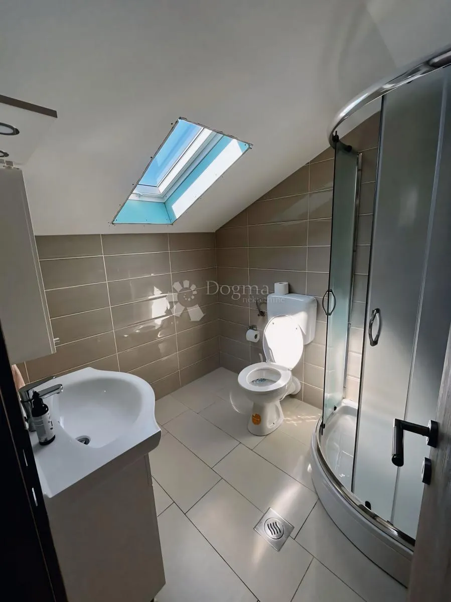 exclusive duplex apartment – available for rent. - slika 9