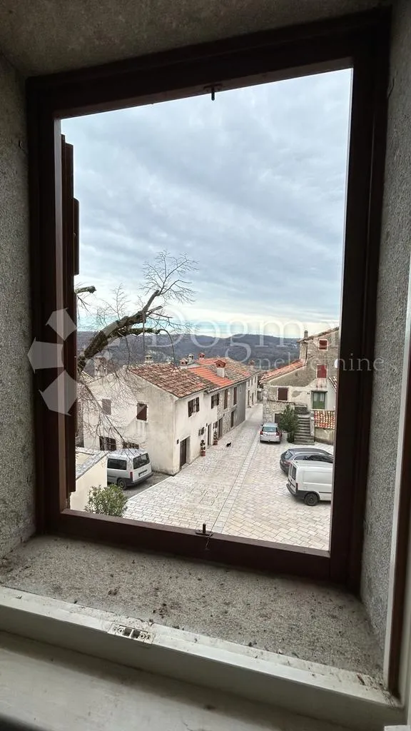 kuća u centru pićna - novi krov, fasada i instalacije - slika 17
