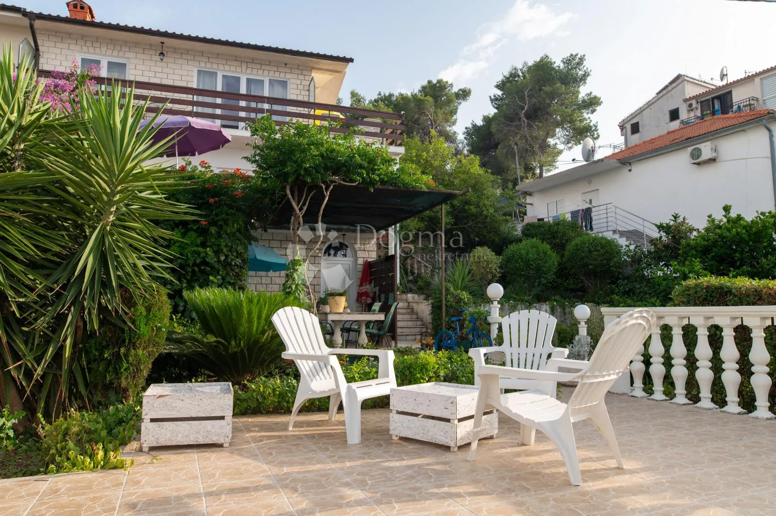 kuća prvi red uz more - dvojna kuća u arbaniji, trogir - slika 5