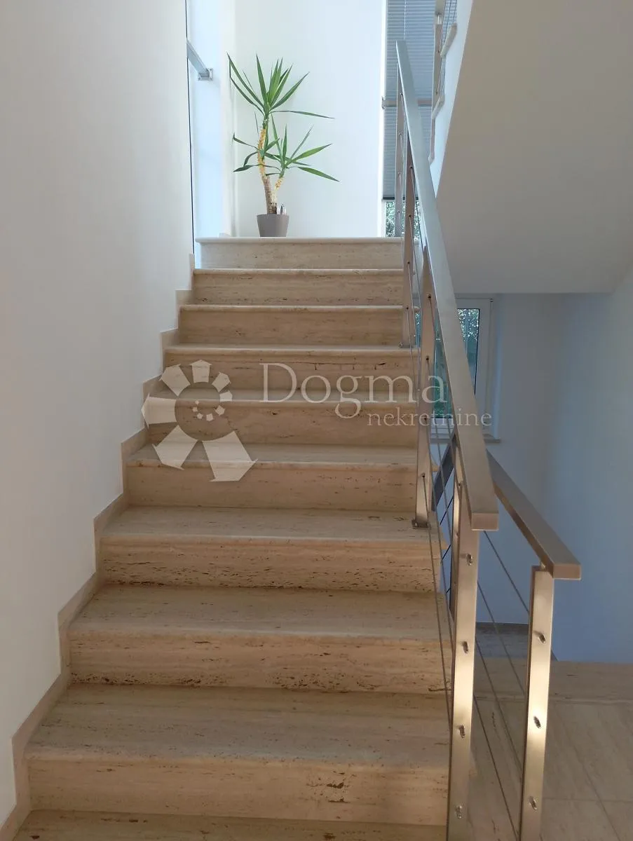 moderna kuća, 3 stambene jedinice, borik - zadar - slika 10