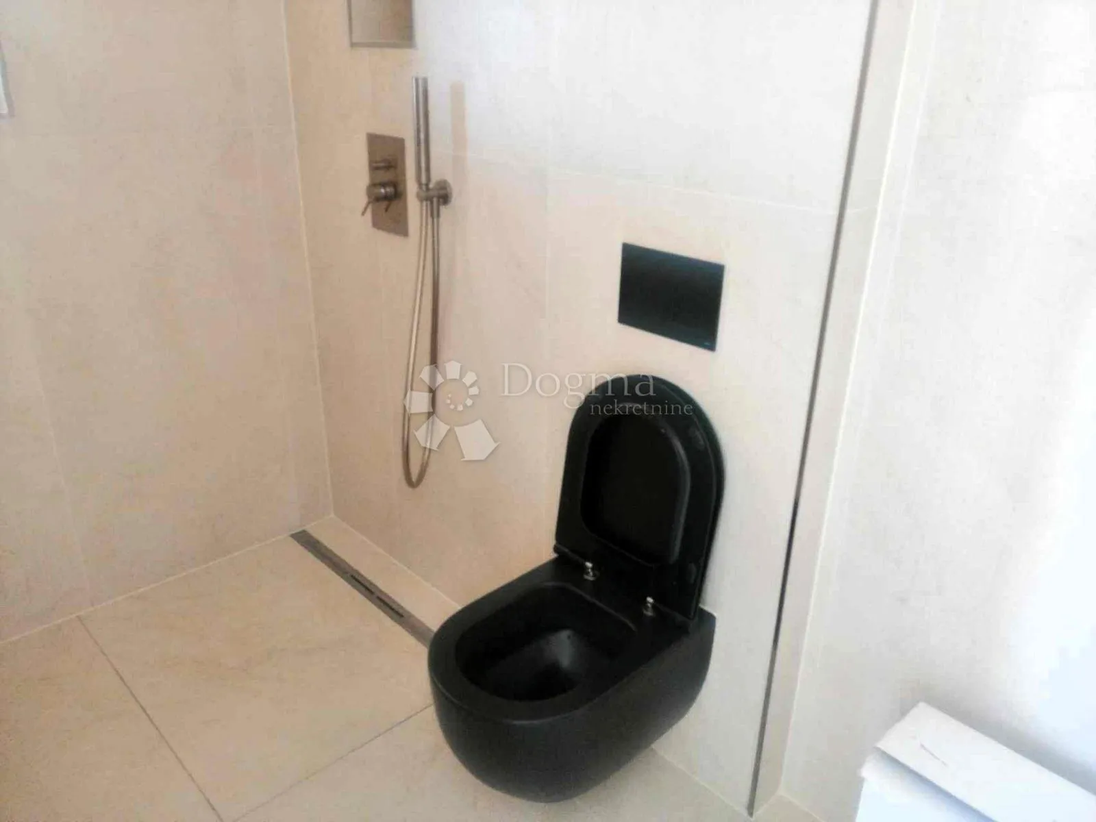 penthouse sa pogledom na more - slika 10