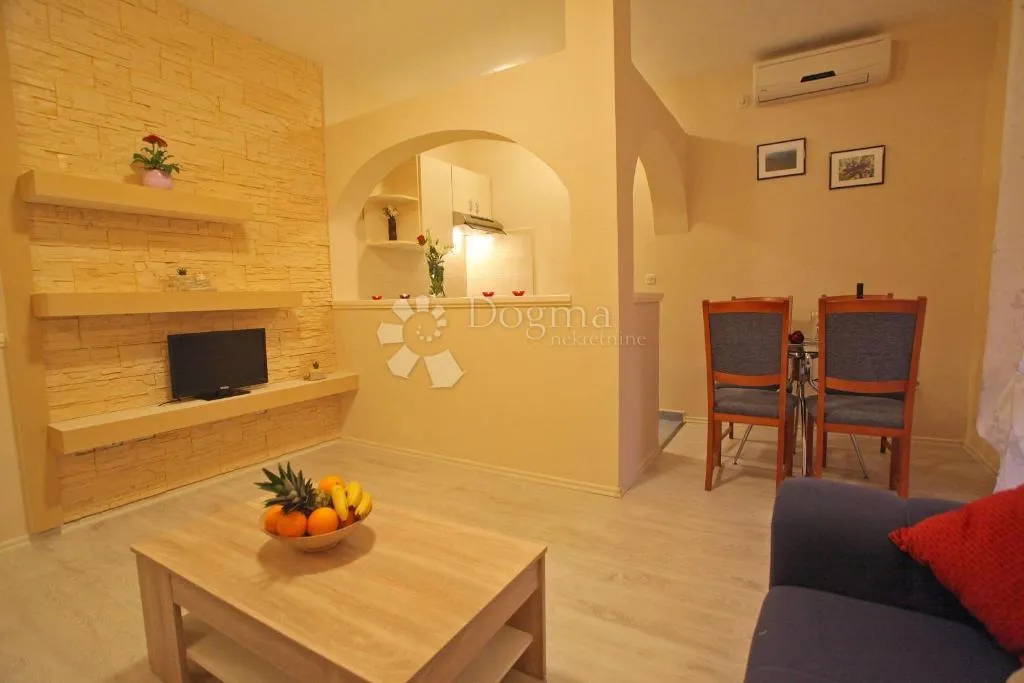 apartmanska kuća u blizini mora i plaže - sukošan - slika 16