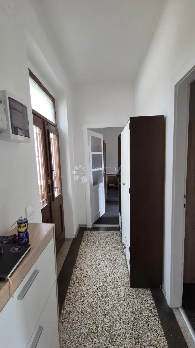 lijep stan na mirnoj lokaciji nedaleko centra - slika 14