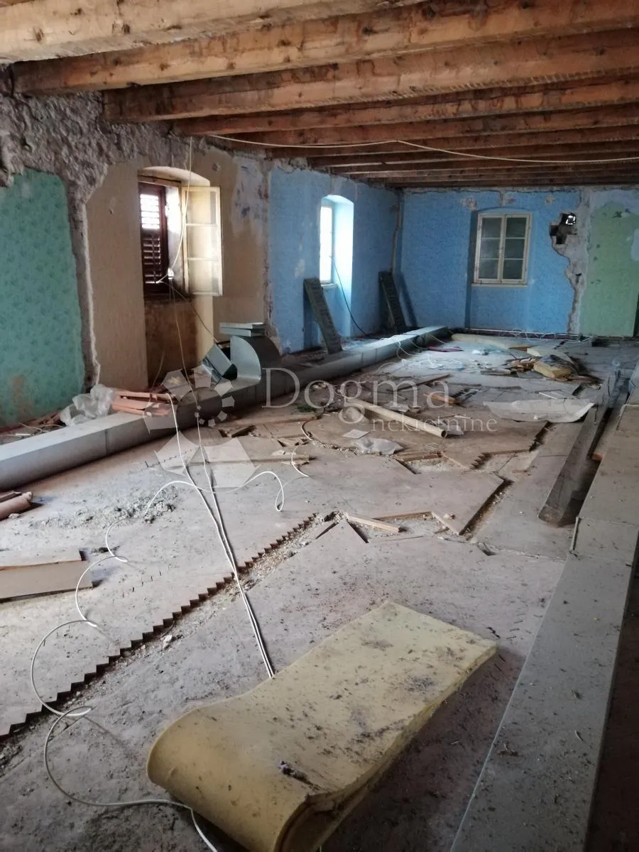 vodice - kuća i poslovni prostor u centru blizu mora - slika 6