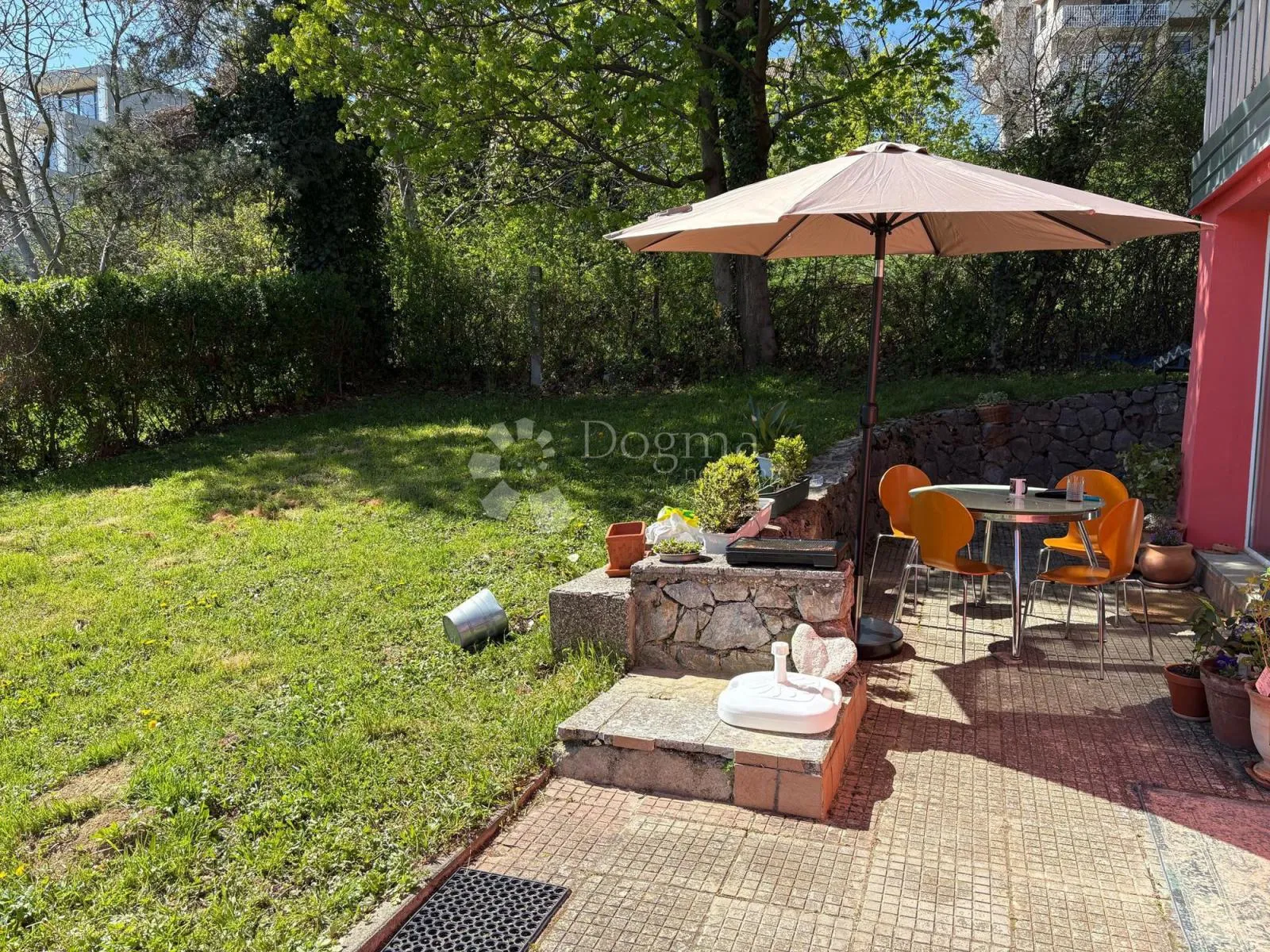 remete, 2s stan sa zimskim vrtom 72 m2, dvorište, garaža - slika 14