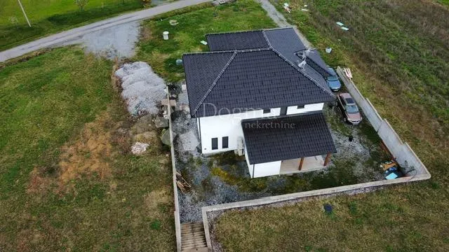 luksuzna kuća u okolici kutine - slika 22