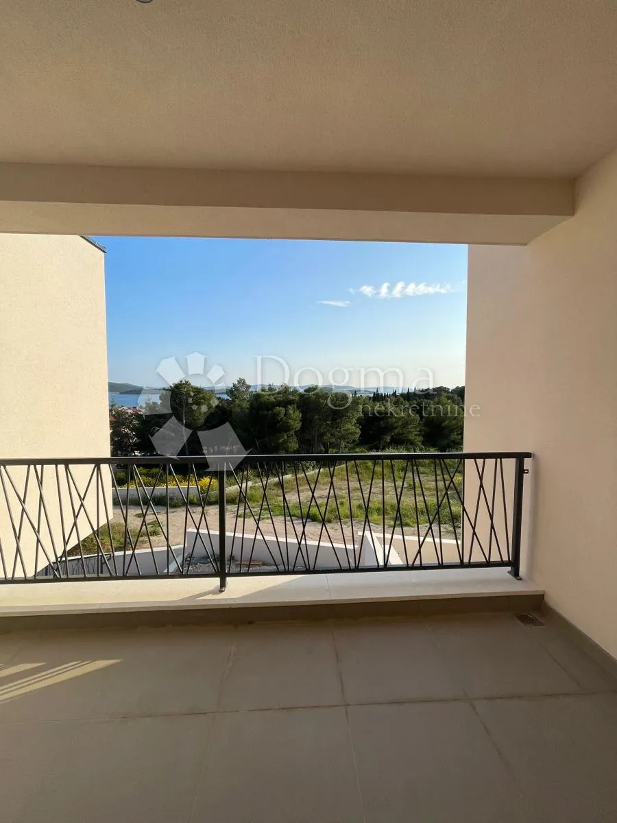 vodice duplex kuća na atraktivnoj lokaciji sa prekrasnim pogledom - slika 19