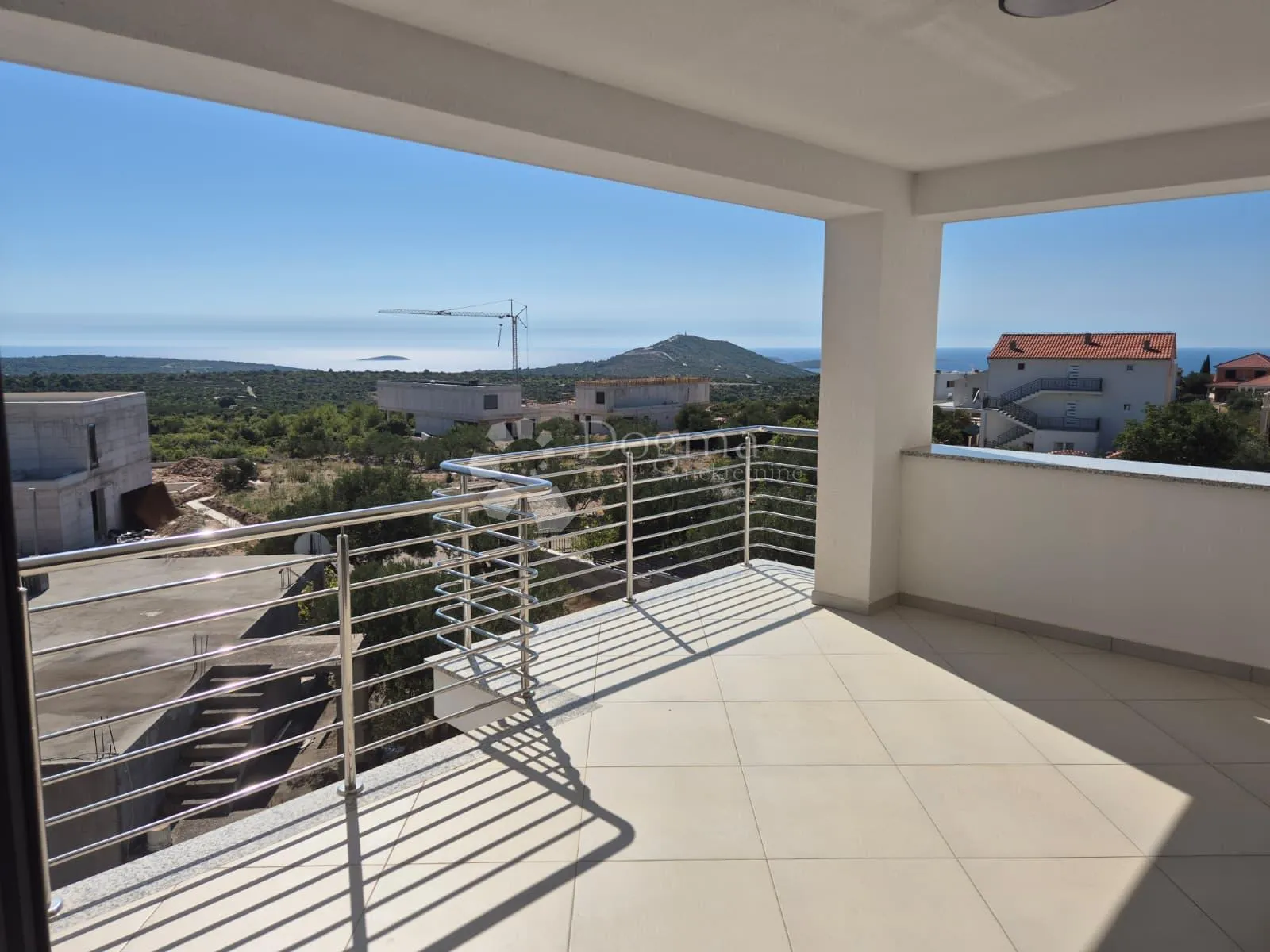 prodaje se – elegantan dvosobni stan na drugom katu, primošten - slika 15