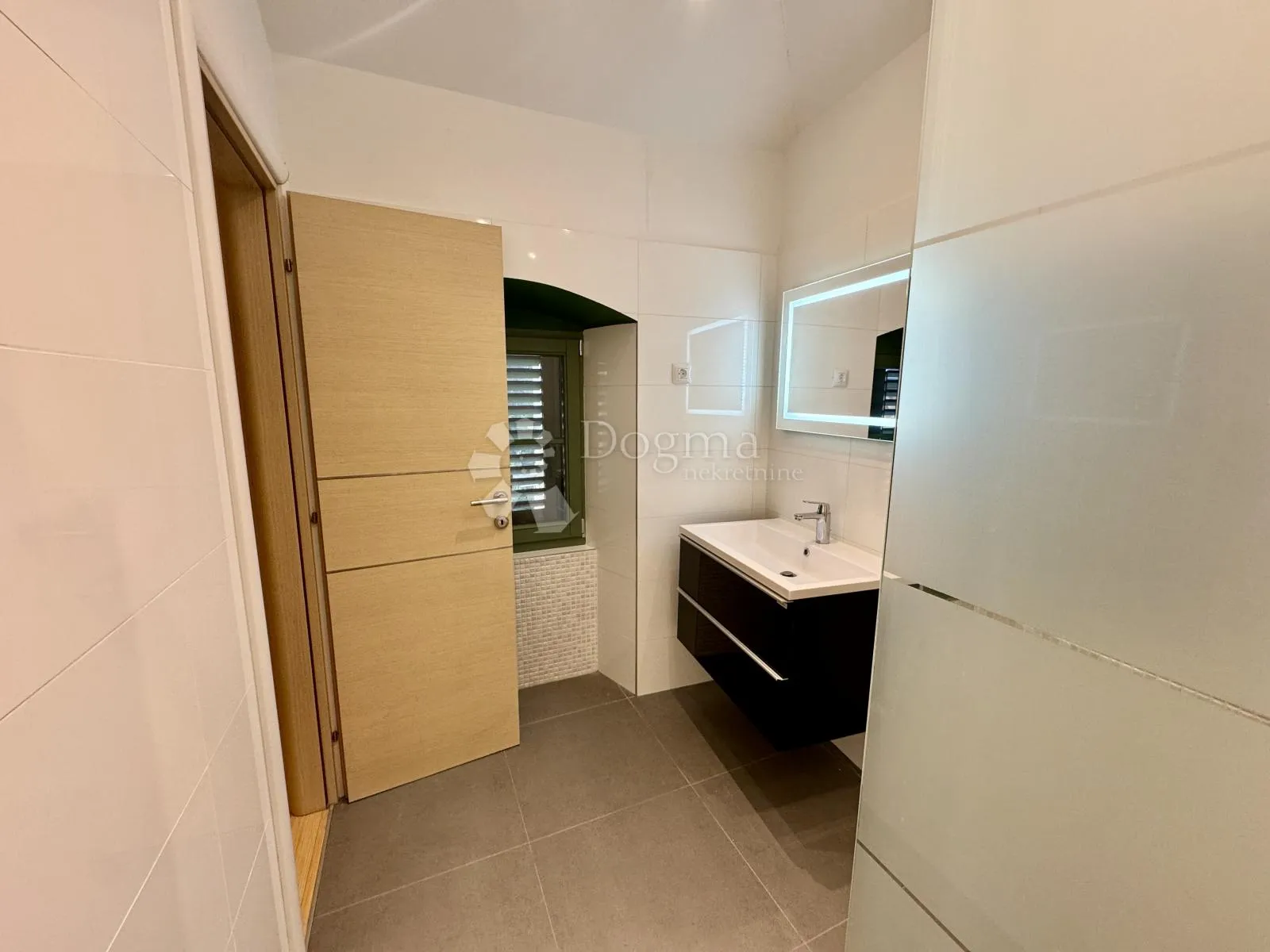 ekskluzivni apartman u centru opatije - slika 14
