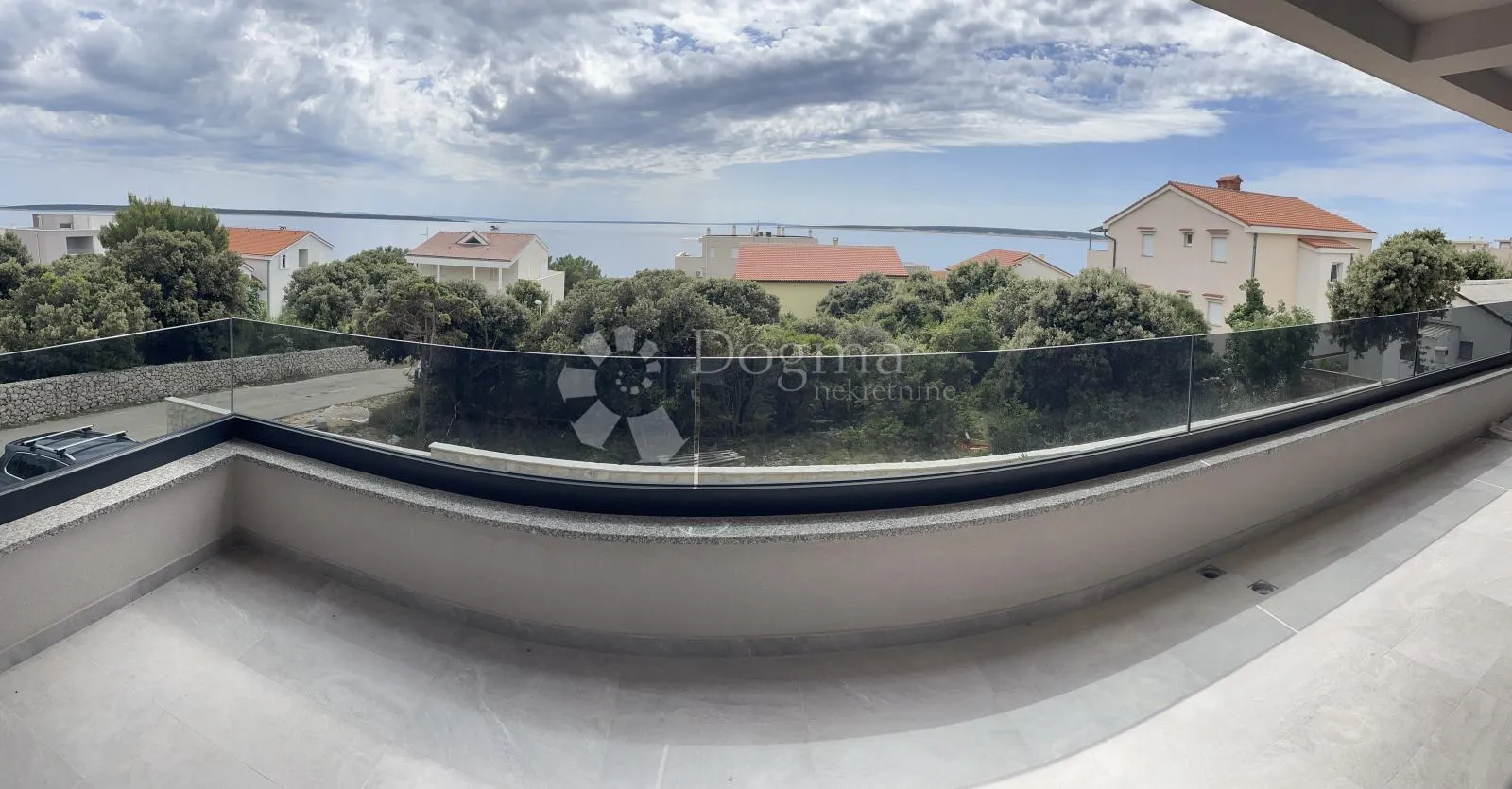 vrhunski apartman u predivnim mandrama na otoku pagu - slika 4