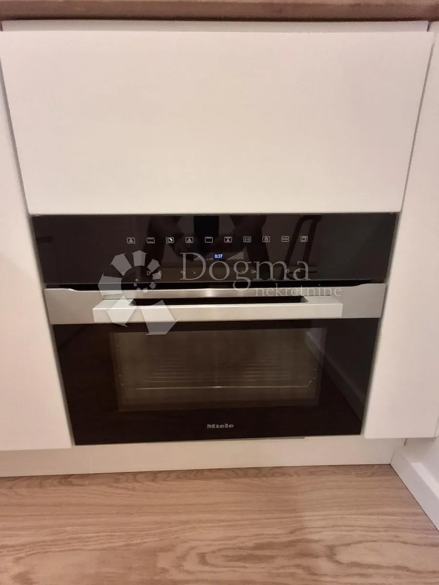 dizajnerski studio apartman u poslovnom centru raba!!! samo kod nas! - slika 15