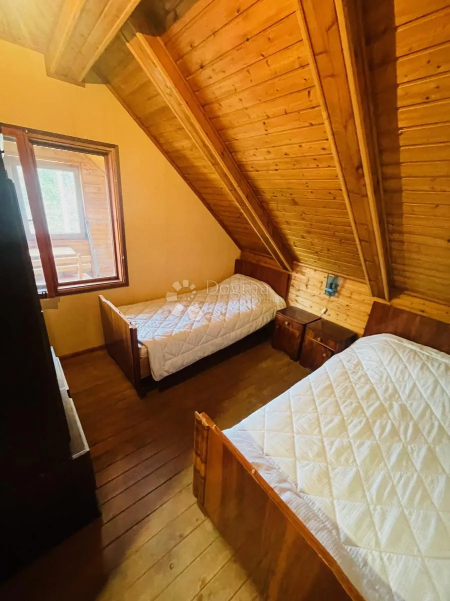 kuća u sungeru sa velikim potencijalom - slika 28